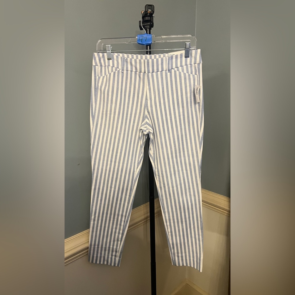 Old Navy Blue‎ and White Striped pants NWT